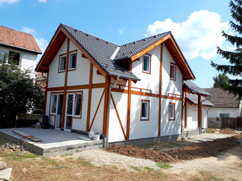 Bélik és Társa Kft., Piliscsaba - Fachwerk házak, passzívházak, energiatakarékos házak építése